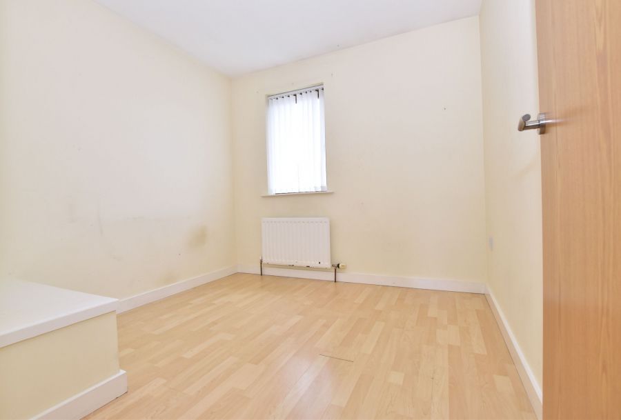 36 Longfield Way