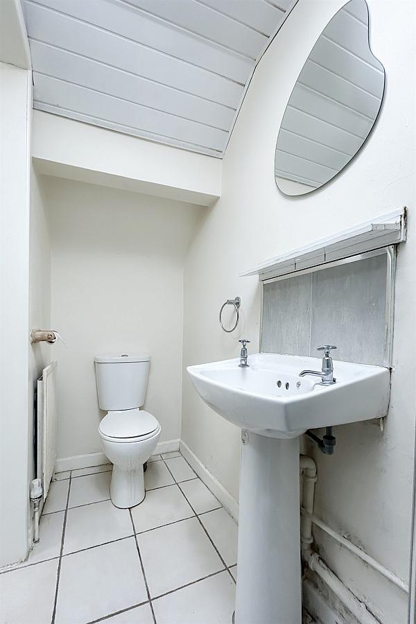 Flat 1, 65 Atlantic Avenue