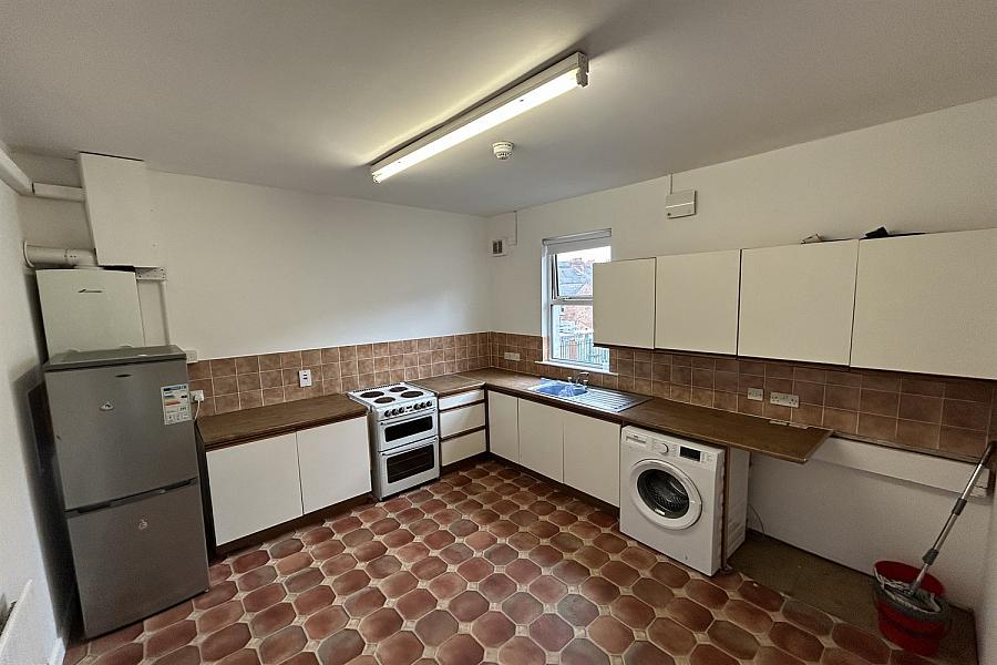 3, 158, Cliftonpark Avenue, Cliftonville Road