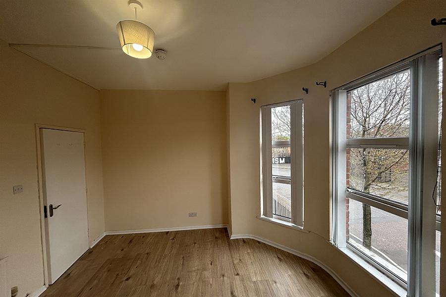 2, 177A, Cliftonpark Avenue