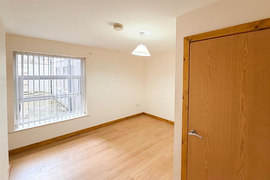 Apartment 1, 11 Kinnaird Terrace