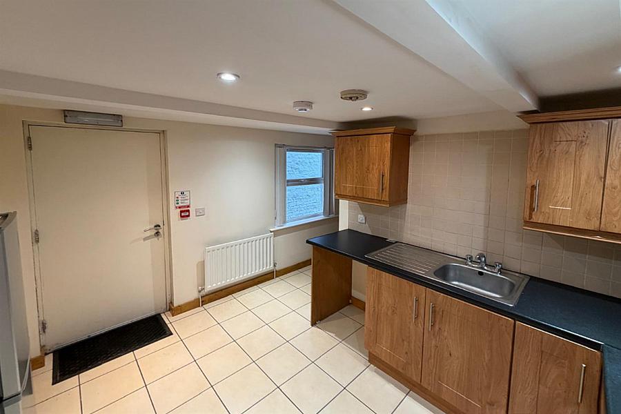 Apartment 1, 11 Kinnaird Terrace
