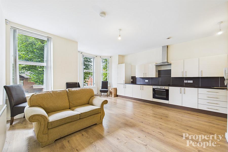10b Glandore Avenue