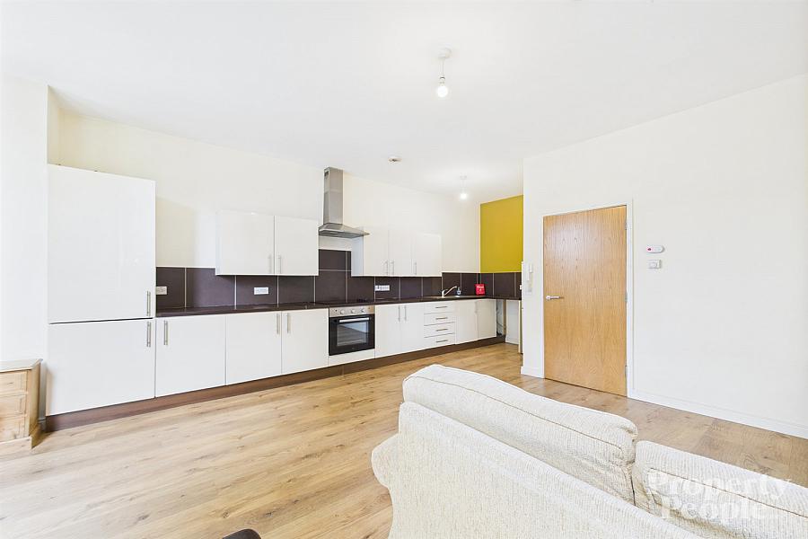 10b Glandore Avenue