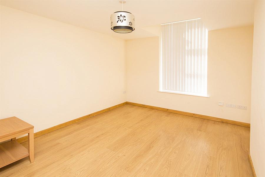 2, 13, Kinnaird Terrace