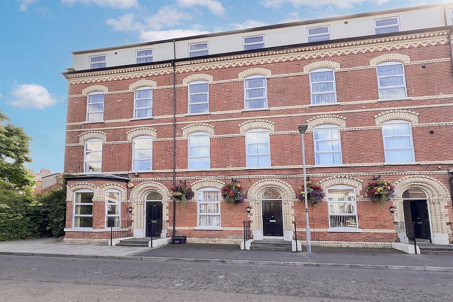 3, 13, Kinnaird Terrace