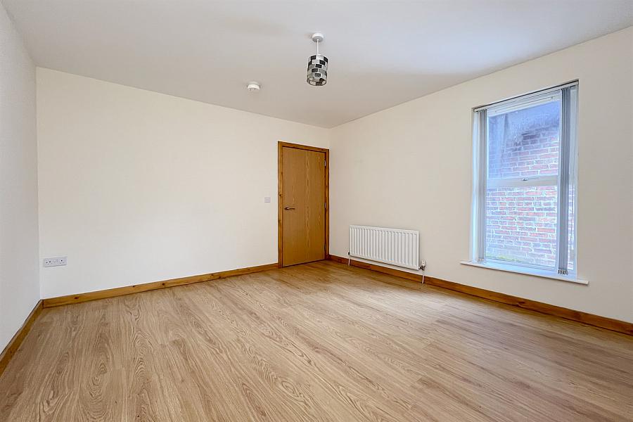 3, 13, Kinnaird Terrace
