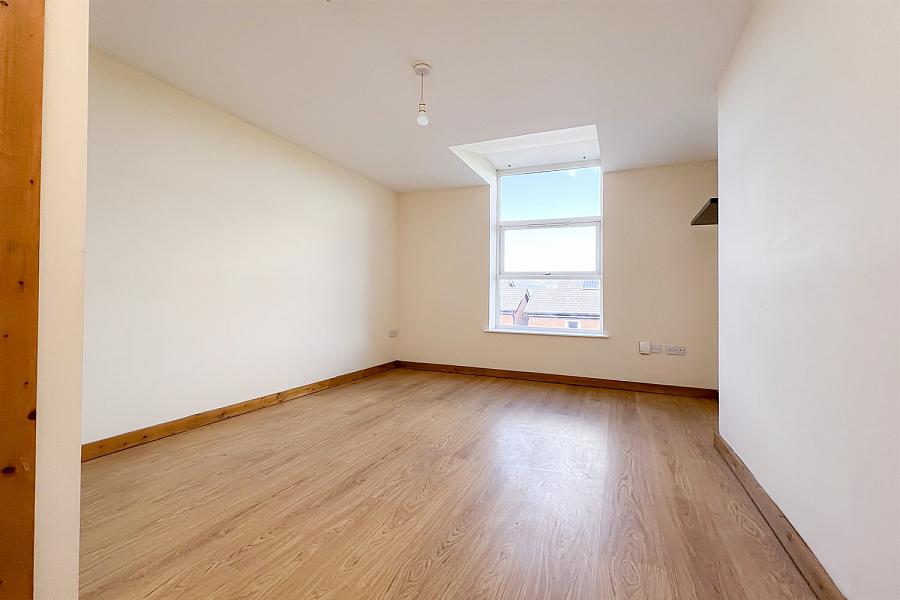 3, 13, Kinnaird Terrace