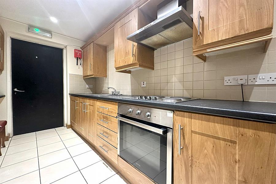 4, 13, Kinnaird Terrace