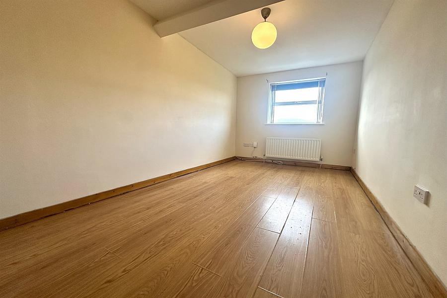 4, 13, Kinnaird Terrace
