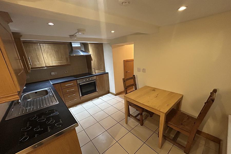 Flat 1, 9 Kinnaird Terrace