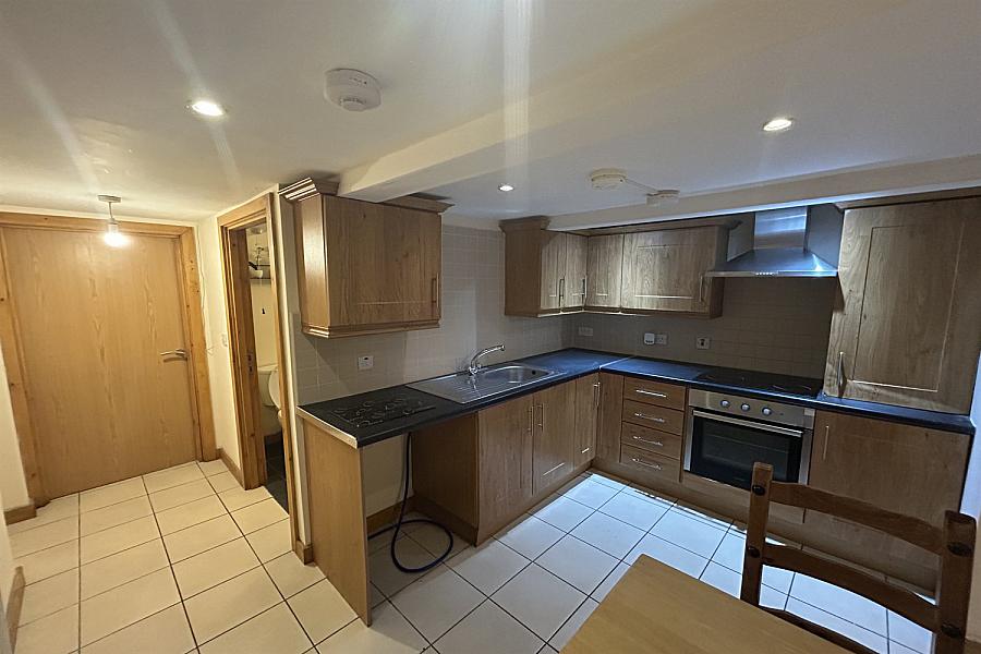 Flat 1, 9 Kinnaird Terrace