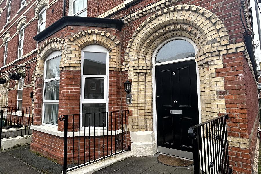 Flat 1, 9 Kinnaird Terrace