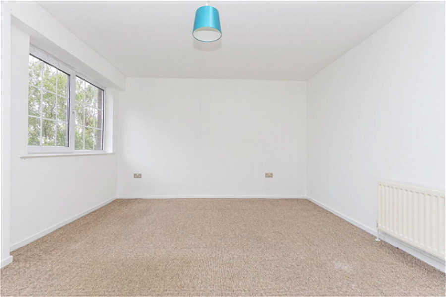 17 Fortwilliam Grange