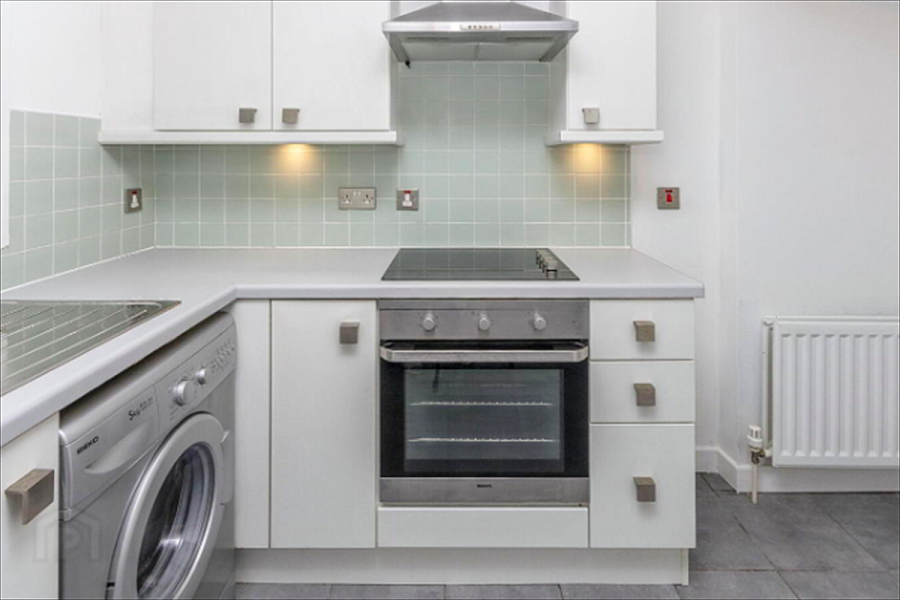 17 Fortwilliam Grange