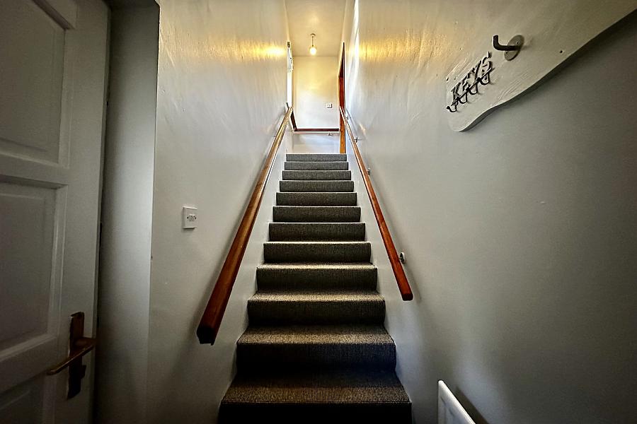 6 Rosneath Court, Dundonald