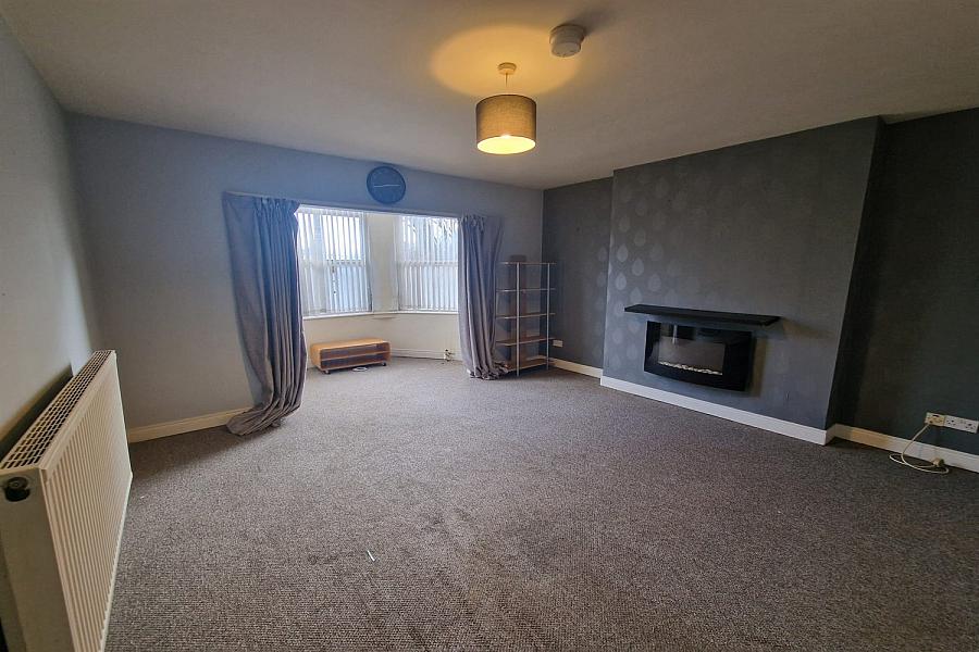 1, 16 Brookvale Avenue