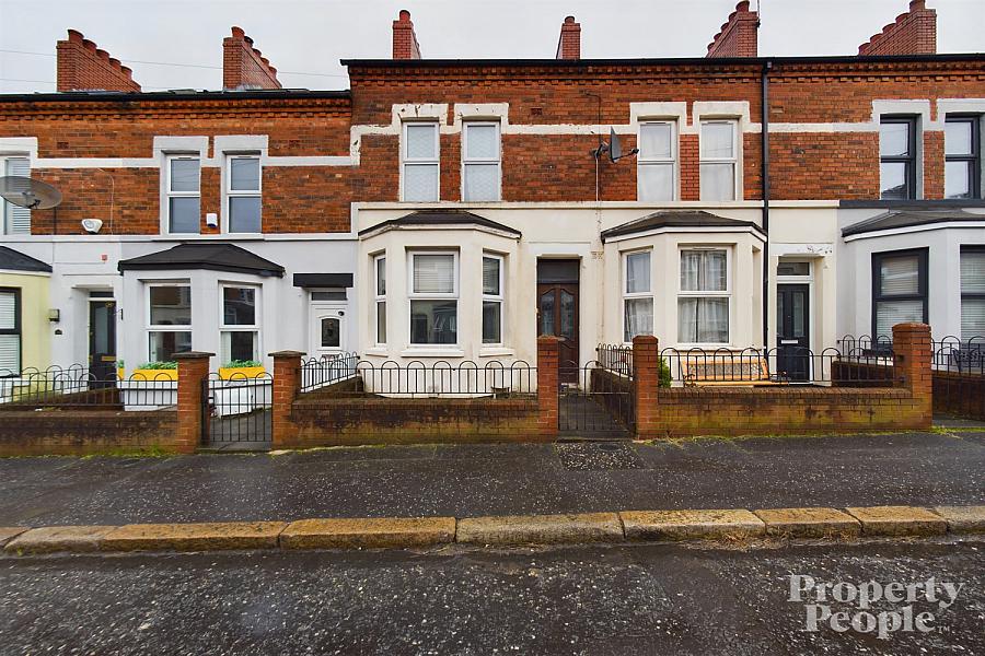 42 Cheviot Avenue, Upper Newtownards Road, Belfast, BT4 3AH