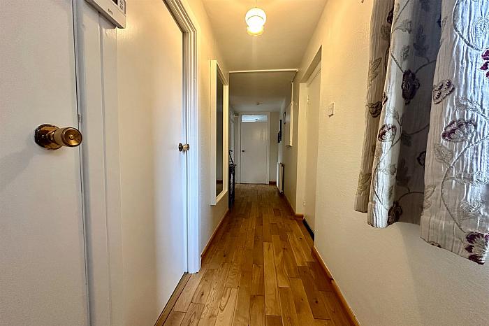 Apt 2, 548 Antrim Road