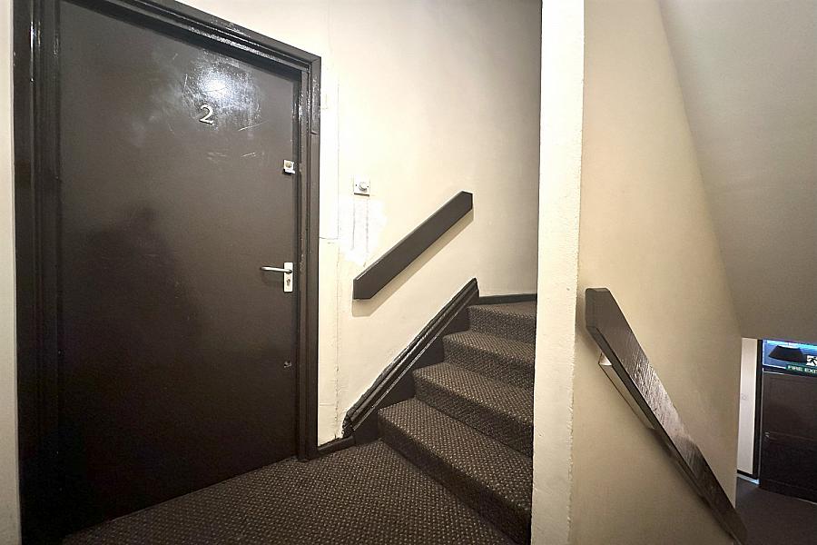 Apt 2, 142 Antrim Road