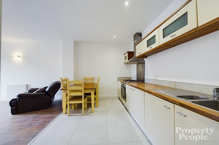 Apt 1, 2 Brookhill Avenue