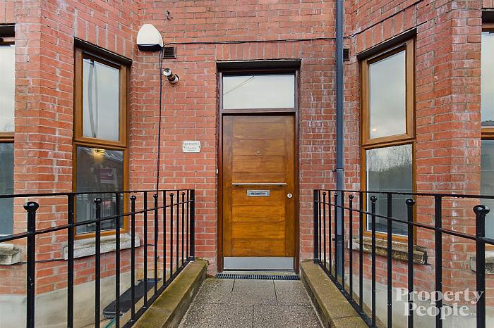 Apt 1, 2 Brookhill Avenue