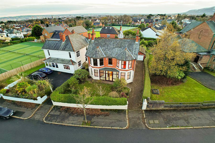 24 North Circular Road, antrim road, belfast, BT15 5HD