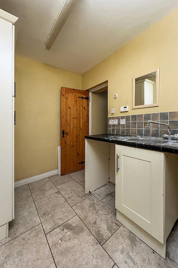 24 North Circular Road