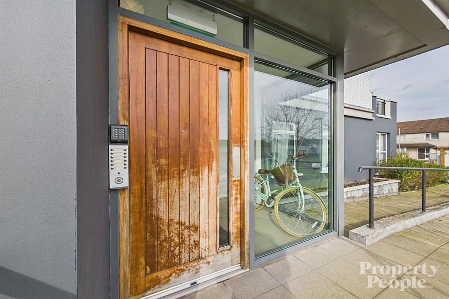 2D, Knocksallagh Green