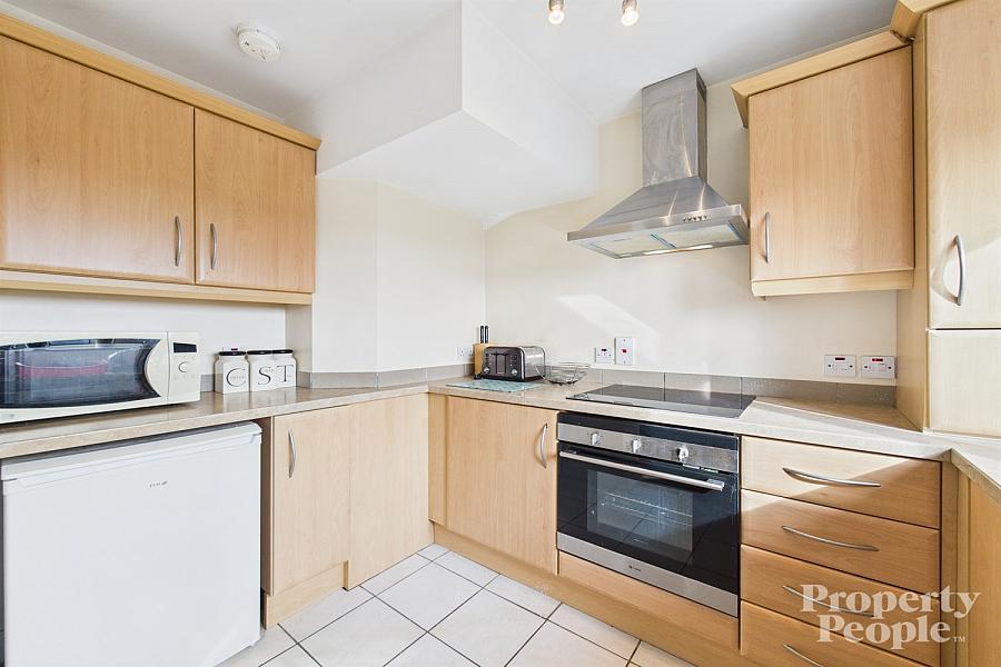 2D, Knocksallagh Green