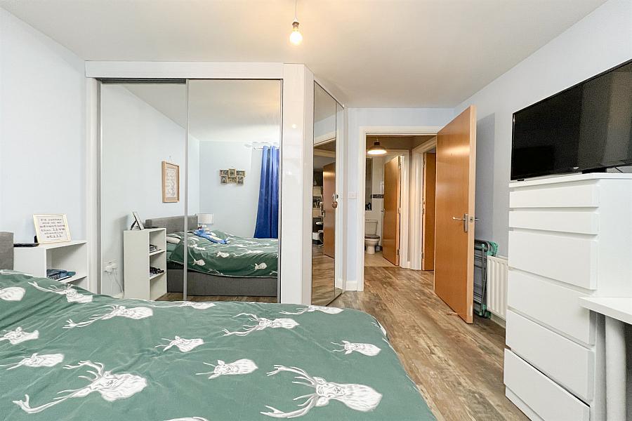 12a, Heath Lodge Square