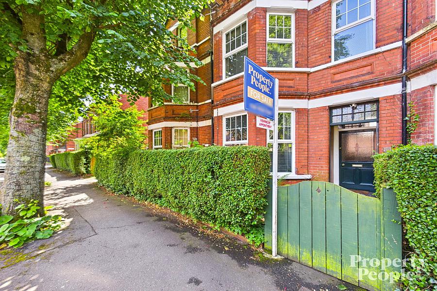 17 Glandore Avenue