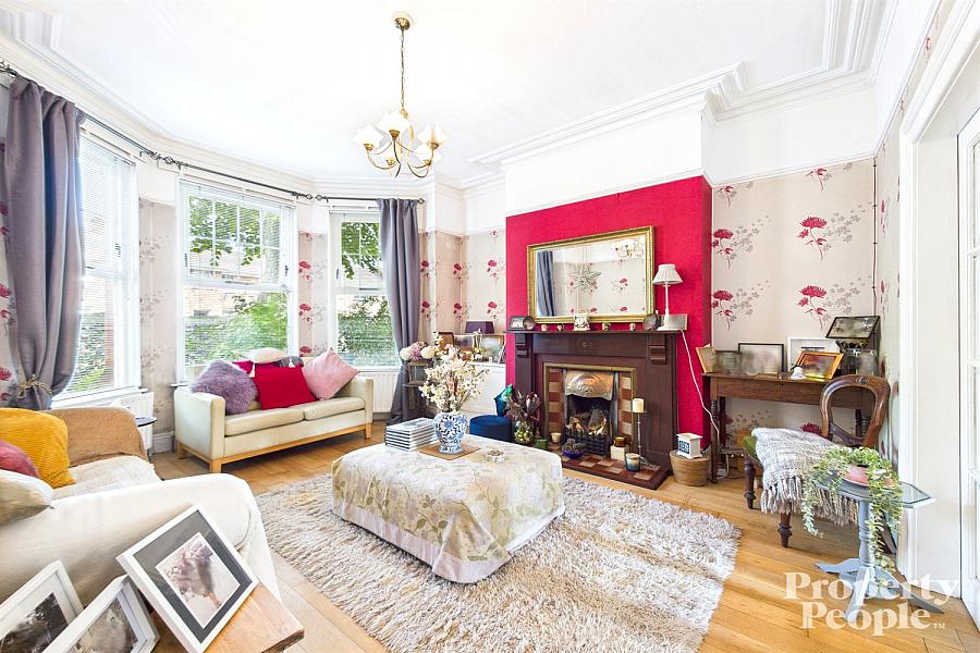17 Glandore Avenue