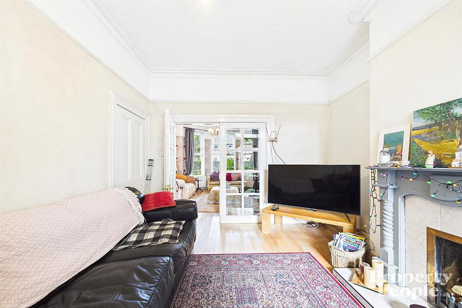 17 Glandore Avenue