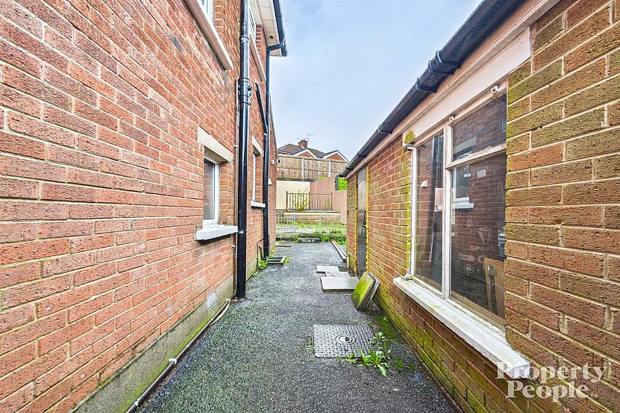 51 Carnbrae Avenue