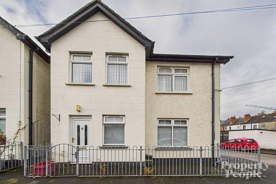22 Brandon Parade