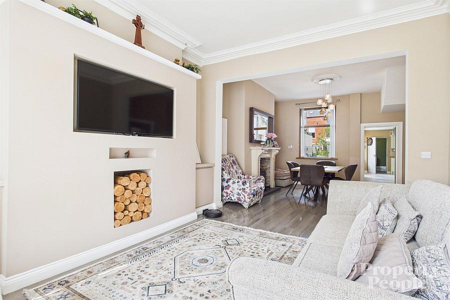 28 Ponsonby Avenue