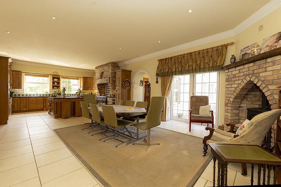 Eden House, 1 Edenturcher Road