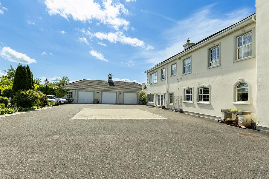 Eden House, 1 Edenturcher Road