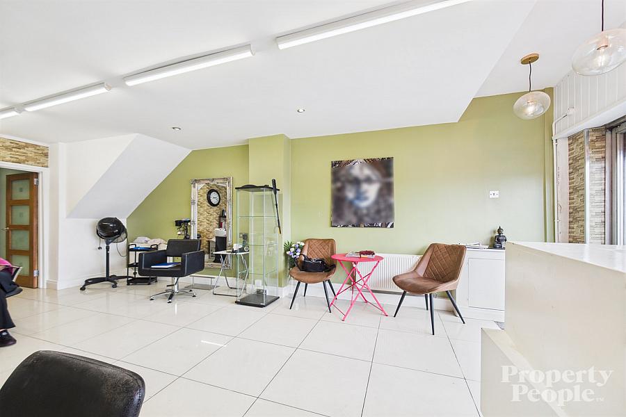 69, Mountview Street