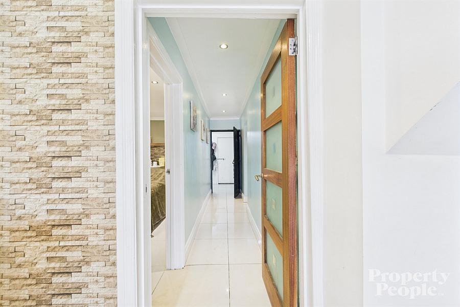 69, Mountview Street