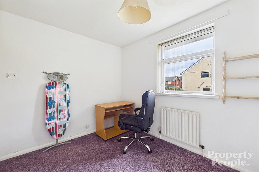 9 Cliftondene Crescent