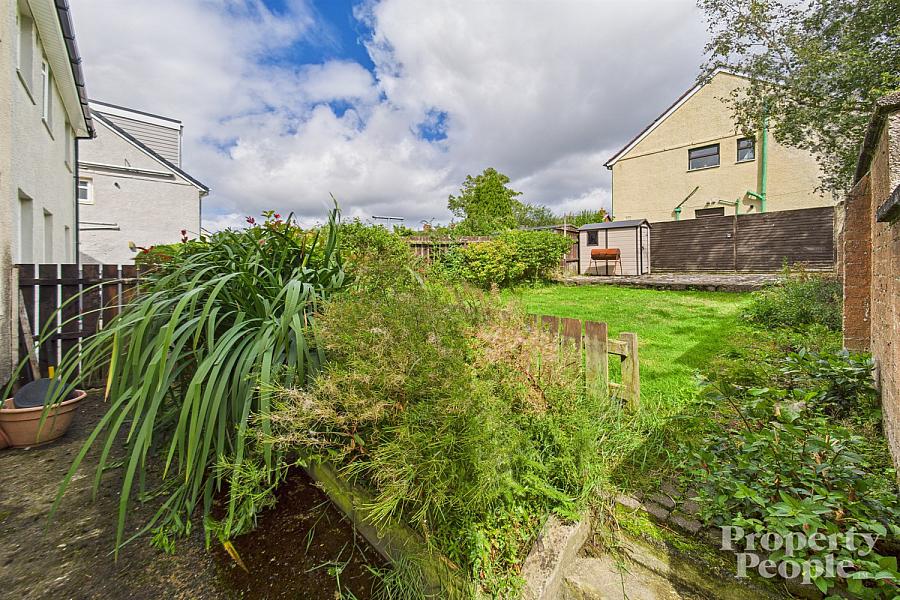 9 Cliftondene Crescent