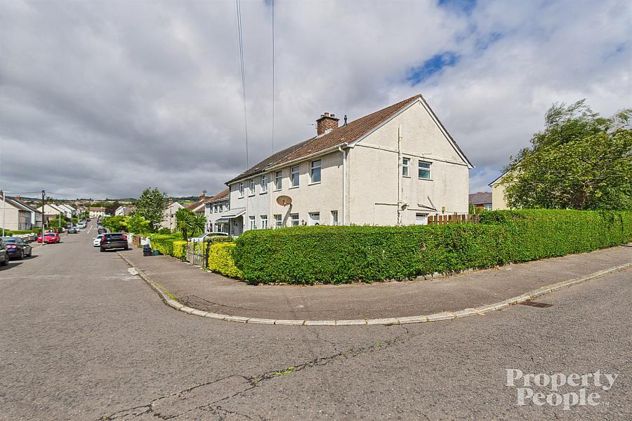 9 Cliftondene Crescent