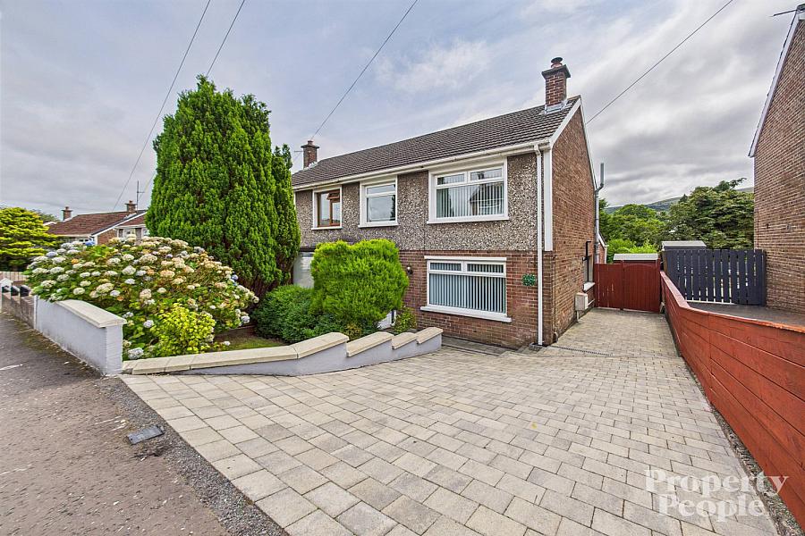 57 Church Crescent