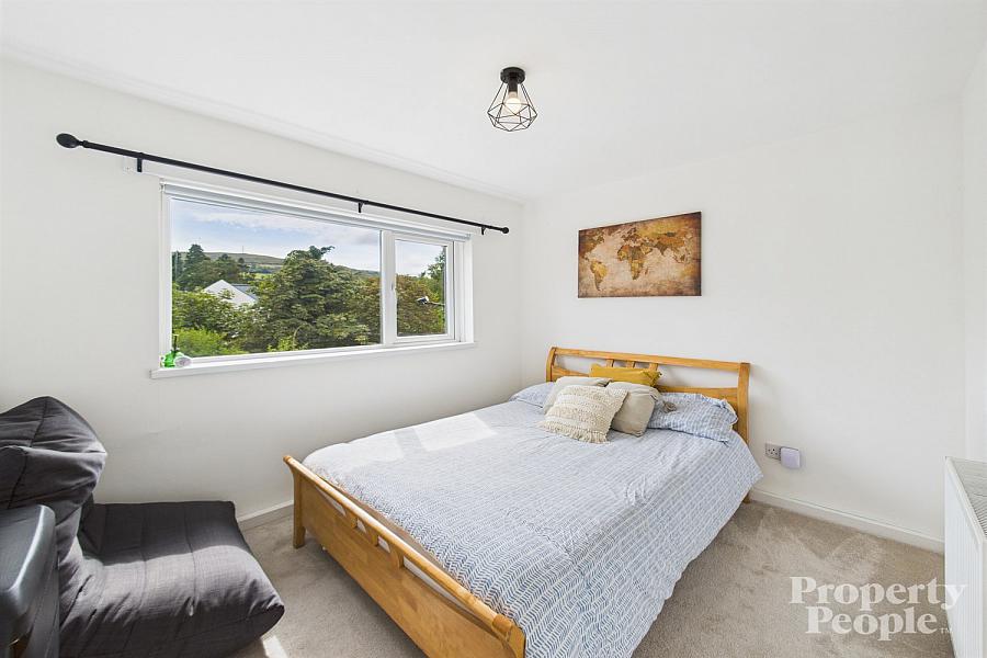 57 Church Crescent