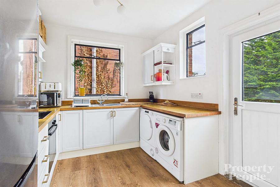 66 Sunningdale Park