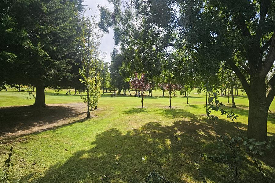 66 Sunningdale Park
