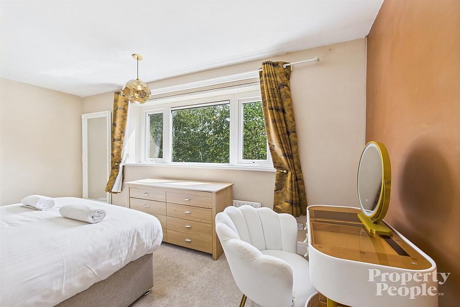 124 Annadale Flats