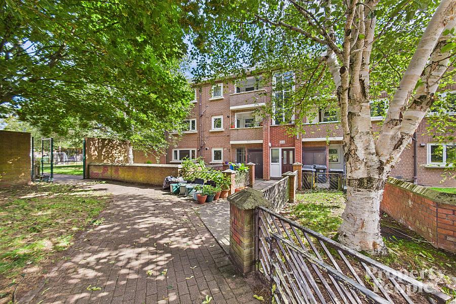124 Annadale Flats